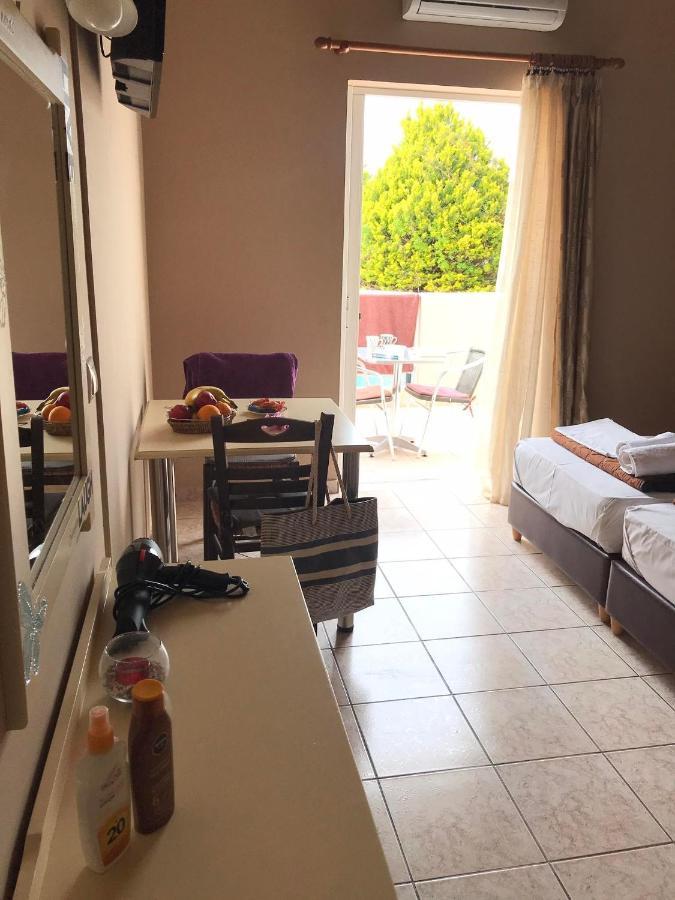 Kydoni Apartments And Studios Agia Marina Exterior foto